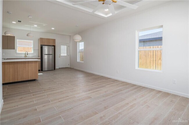 Foto del edificio - 22 Brookside Bend W St