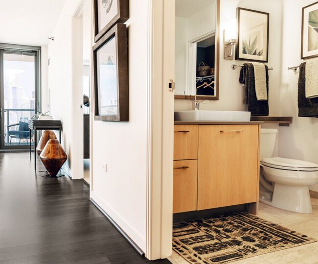 Foto del edificio - 340 W Hubbard St