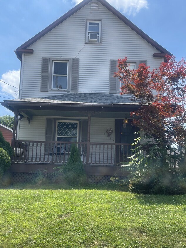 Primary Photo - 110 Spring St