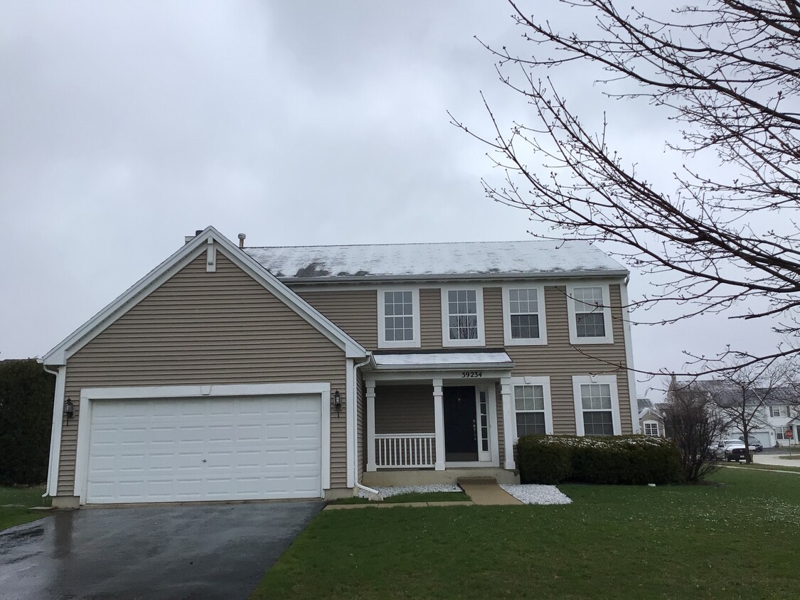 Foto principal - 39234 N Ogden Ln