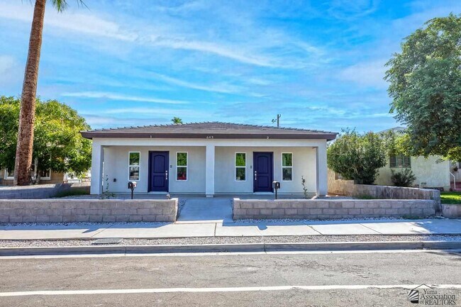 Building Photo - 643 S Orange Ave