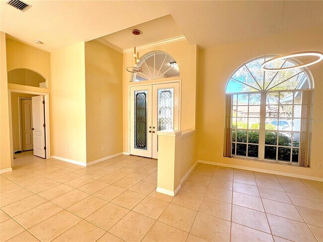 Foto del edificio - 731 Waterside Ct