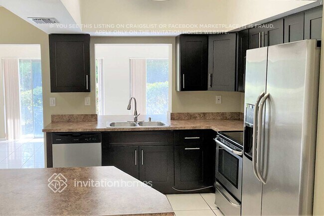 Foto del edificio - 4903 Banyan Ln