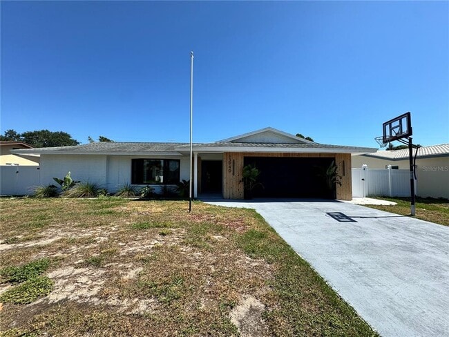 Building Photo - 13940 Antigua Dr