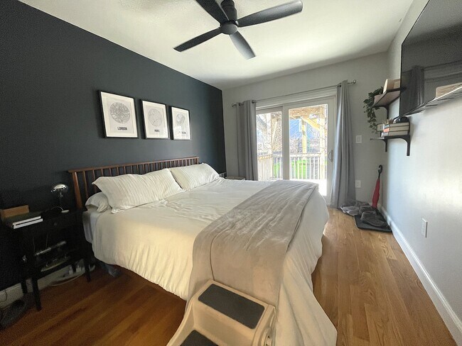 Building Photo - 62 Horace St