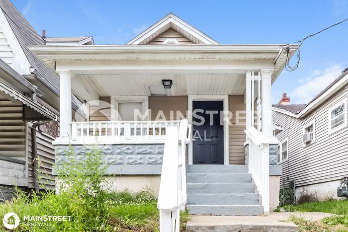 Primary Photo - 1719 W Hill St, Louisville, KY 40210