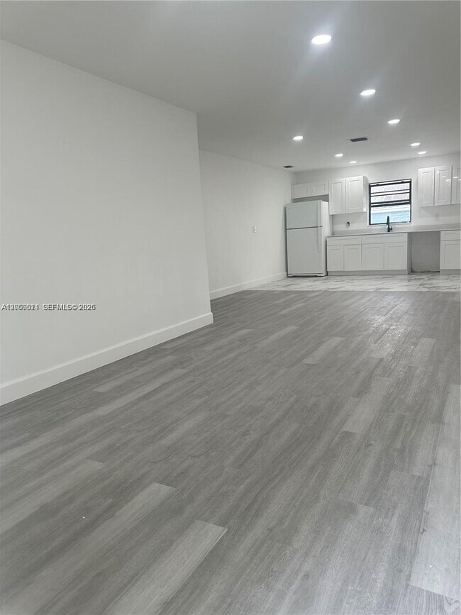 Foto del edificio - 6560 SW 49th St