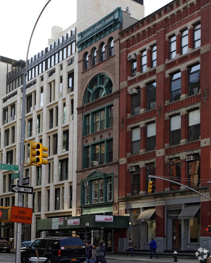 Foto del edificio - 21 Bond St