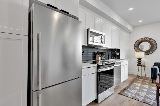 Foto del edificio - 3817 14th St NW