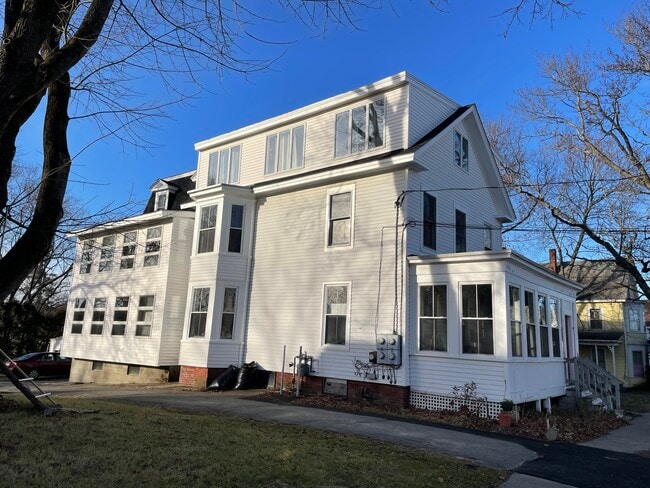 Building Photo - 12 Mount Vernon St