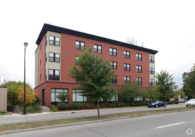 Foto del edificio - Lindquist Apartments