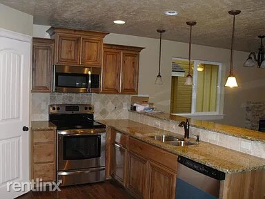 Building Photo - 3 br, 3 bath House - 1709 S Atlantic St