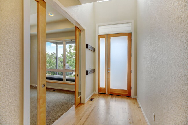 Entry Area - 1849 Sweet Clover Ln