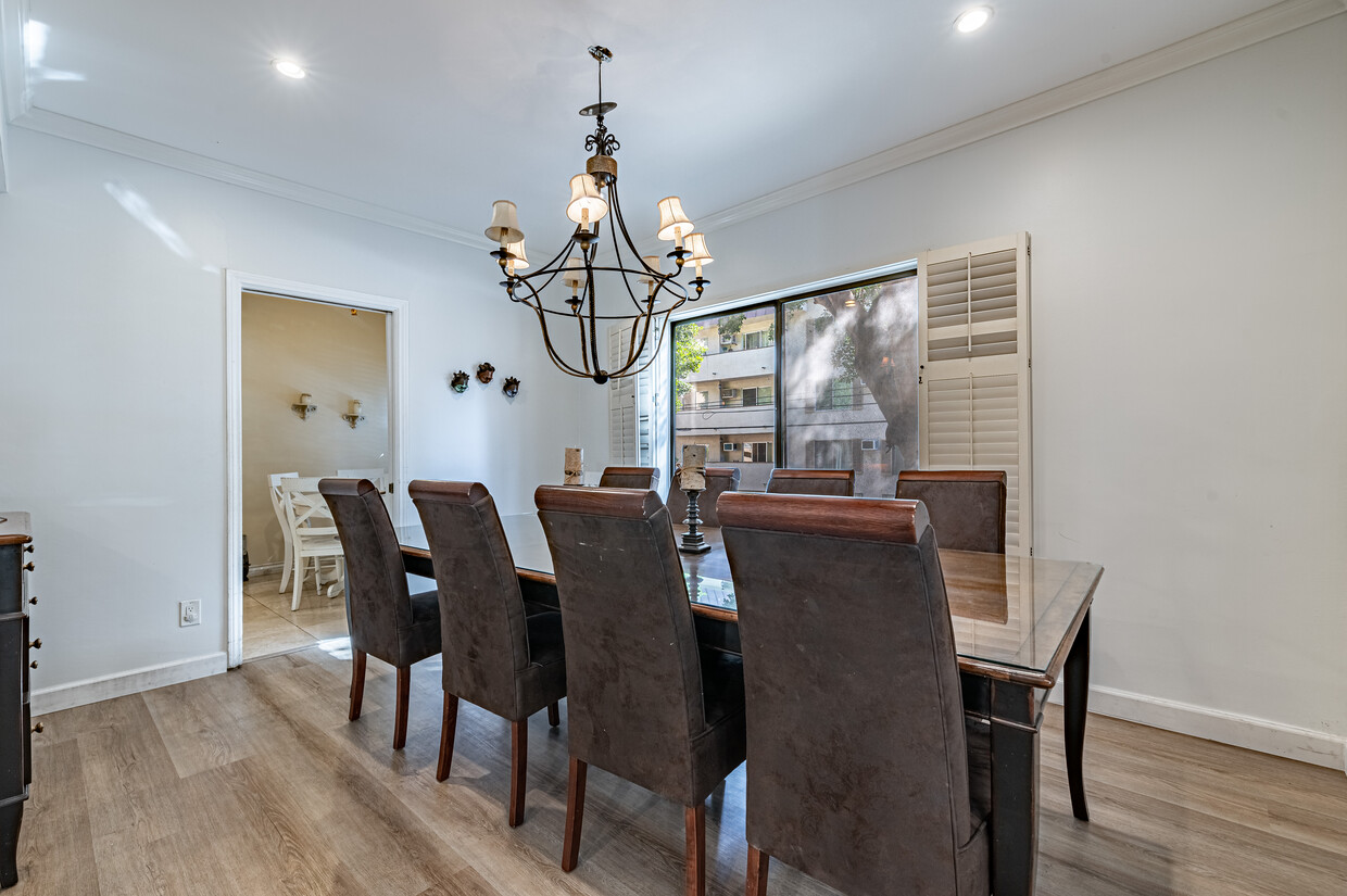 Dinning Room - 1434 Greenfield Ave