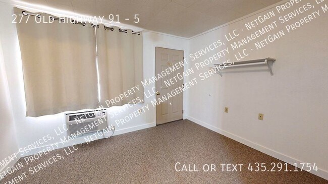 Building Photo - Recently Updated Parowan Studio Apartment