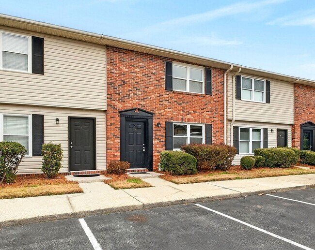 Foto del edificio - Quiet Retreat, Prime Location!