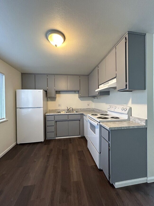 Foto del edificio - 264 N 8th St