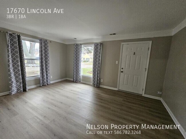 Foto del edificio - 17670 Lincoln Ave