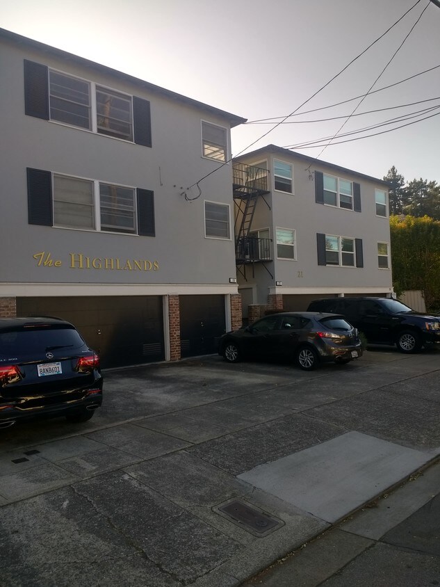 19 Highland Ave Unit 9