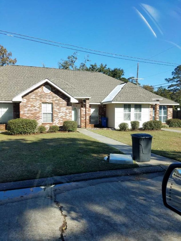 102 Brandi Ln, Hammond, LA 70403 Townhome Rentals in Hammond LA