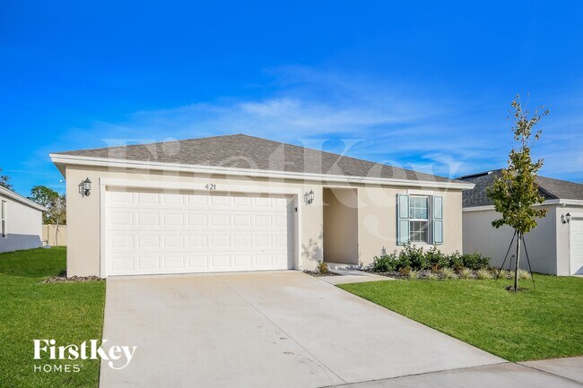 Foto del edificio - 421 Earhart Dr