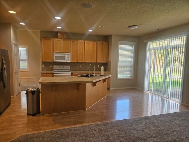 Building Photo - 14883 SE Marci Way