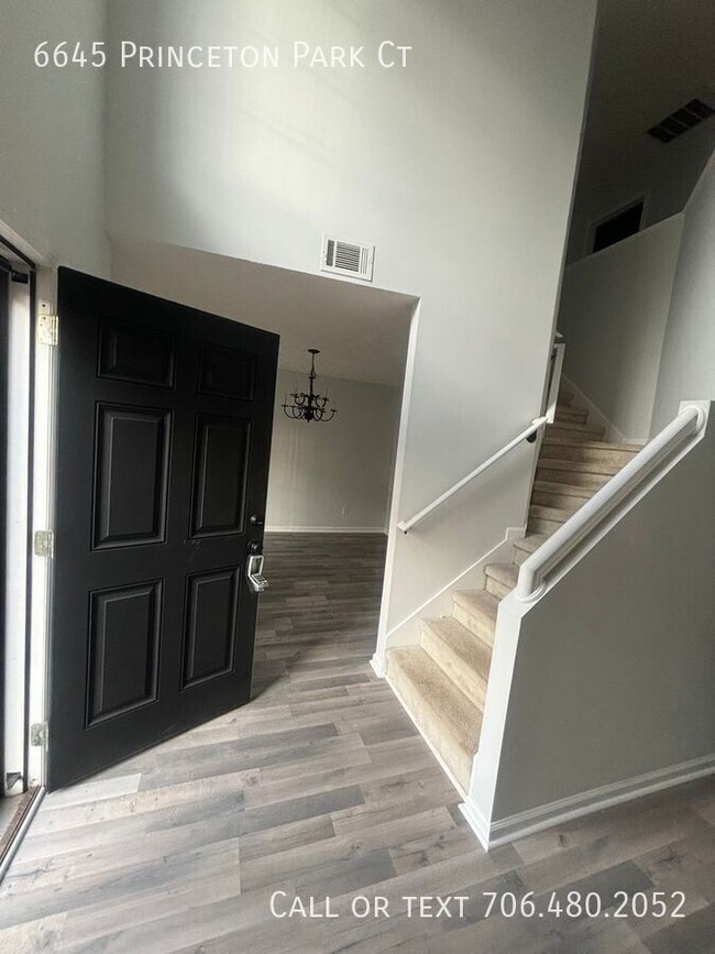 Building Photo - 6645 Princeton Park Ct
