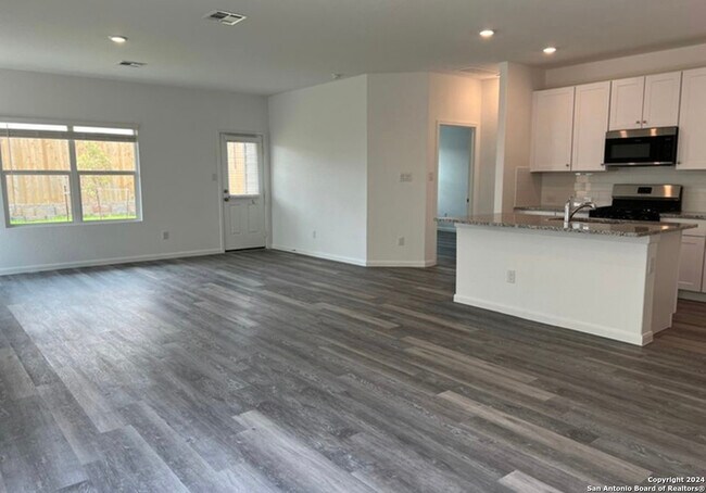 Foto del edificio - 2940 Whinchat