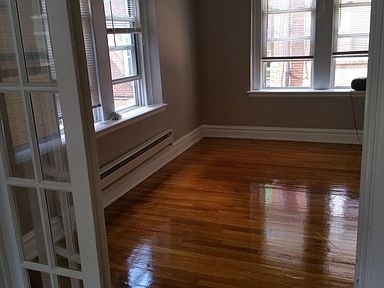 Bedroom - 6301 S Rosebury Ave