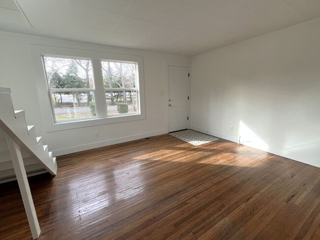 Foto del edificio - Great 2 Bed 1 Bath Home near MTSU!