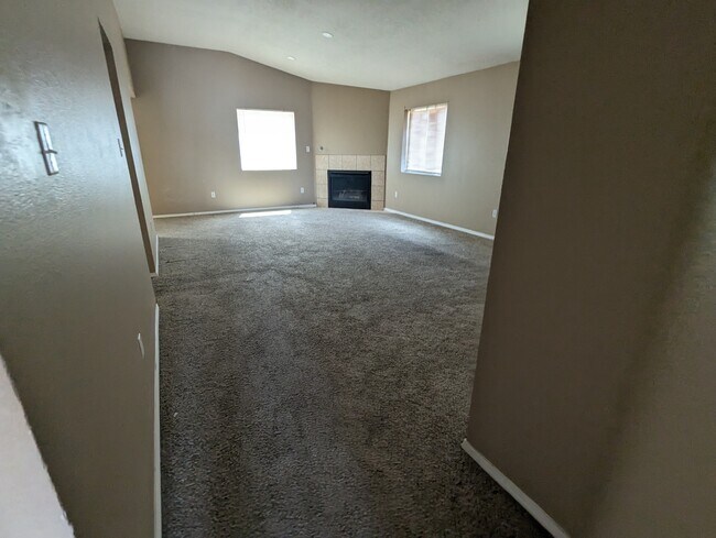Foto del edificio - 2200 Dry Gulch St SW