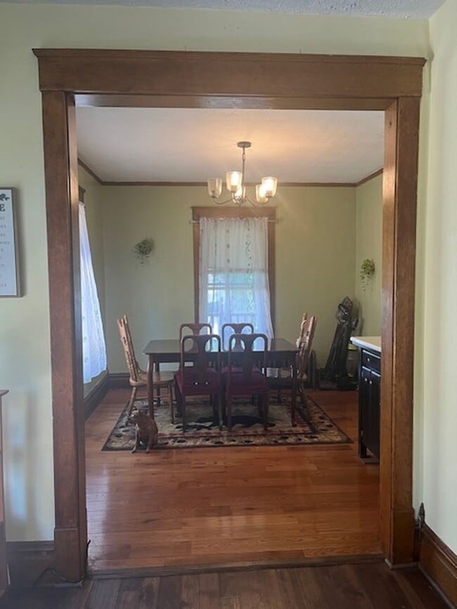 Foto del edificio - 121 E Scribner Ave