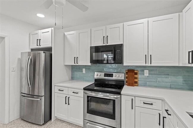 Building Photo - 11040 2nd St E