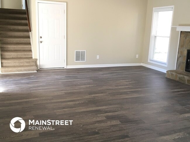 Building Photo - 5824 Stonehaven Dr NW