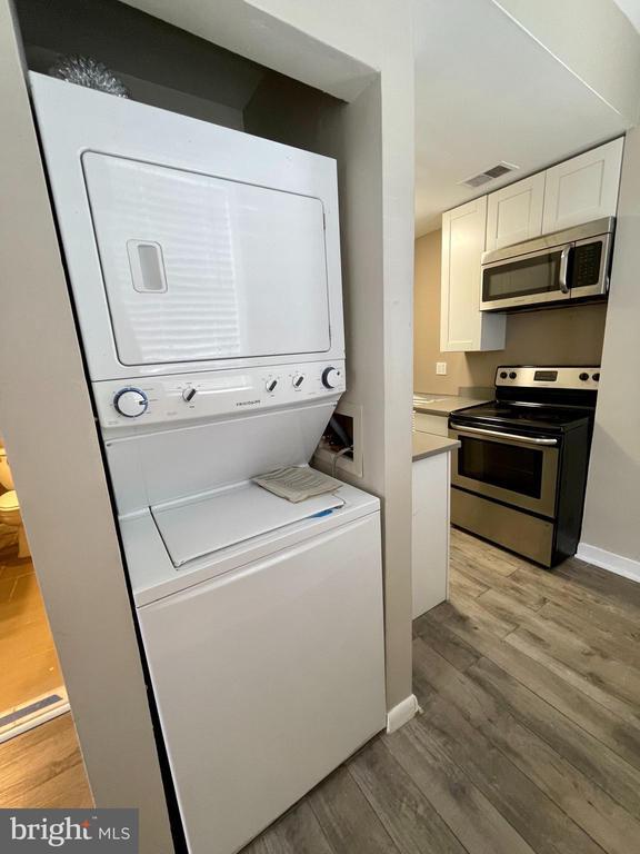 Foto del edificio - 819 12th St NE