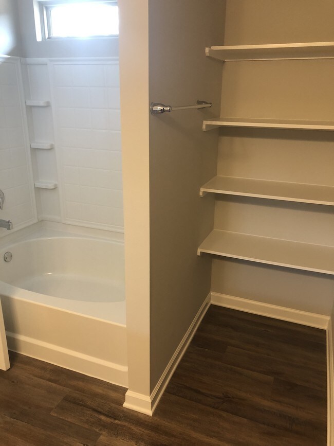 Building Photo - 42482 Lake Borgne Dr