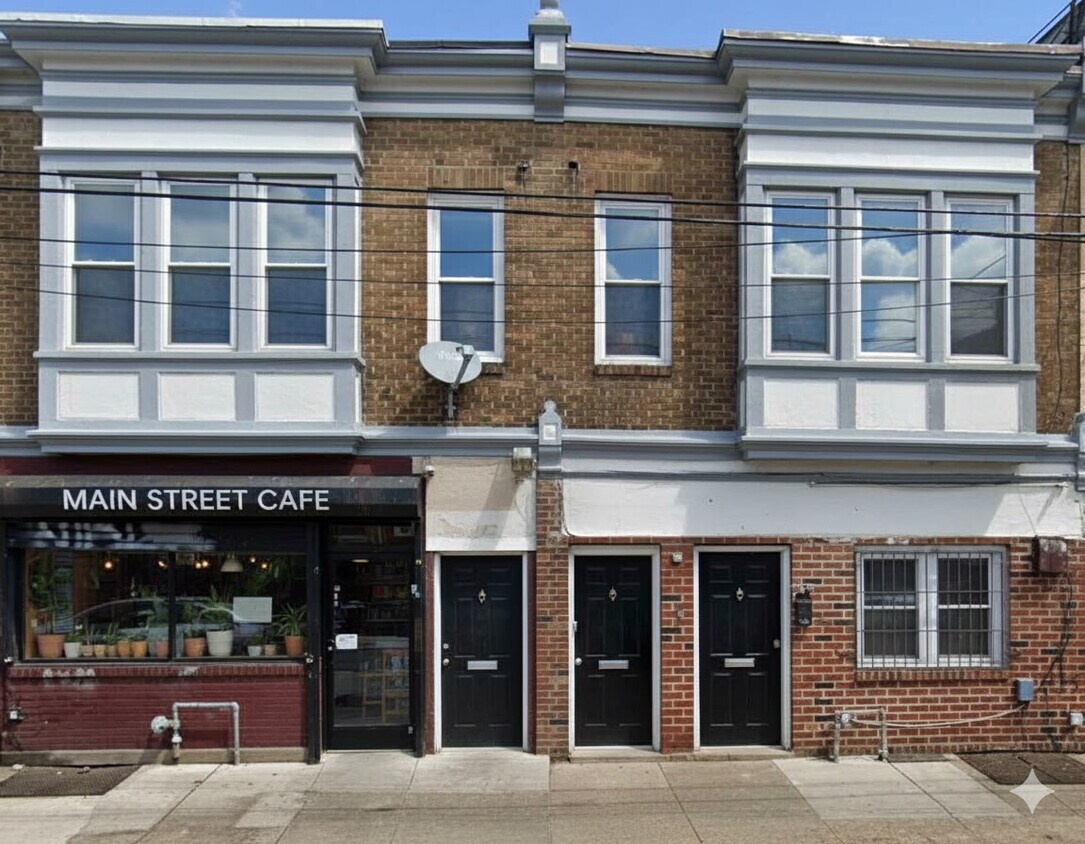 Building Photo - 2 Bedroom Apartment / Darby, PA