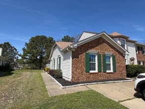 Building Photo - 1629 Sword Dancer Dr