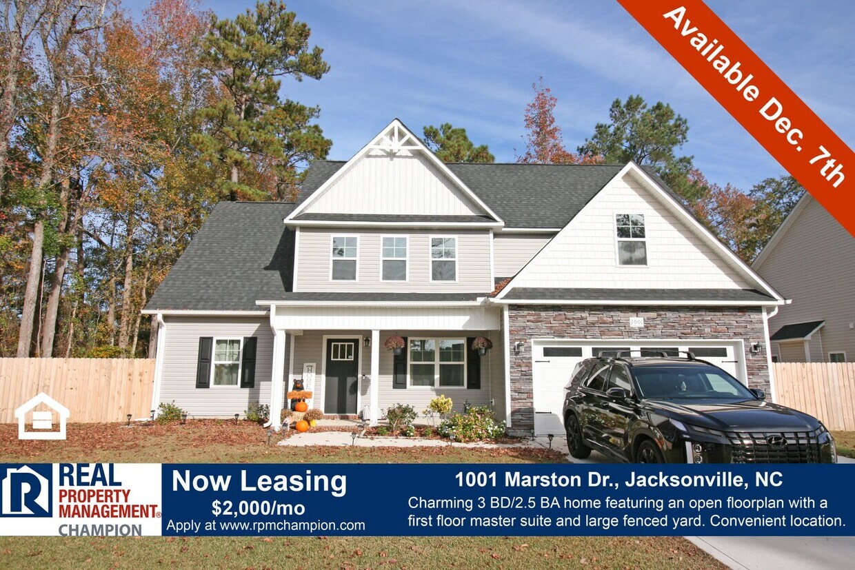 Foto principal - Spacious Home with Large Fenced Yard