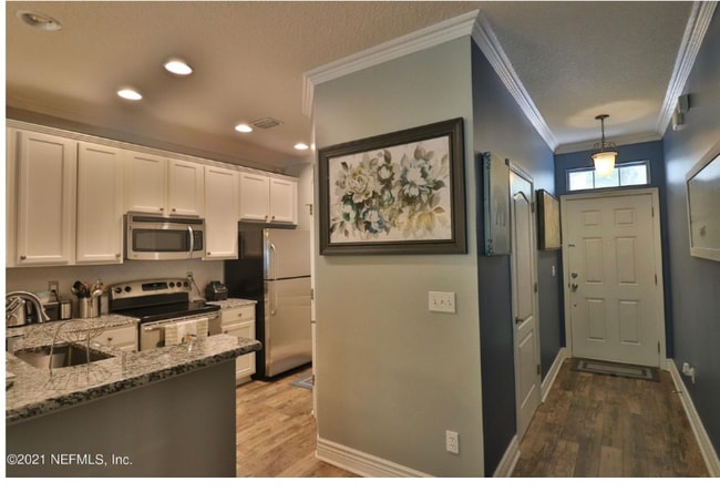 Foto del edificio - 12267 Black Walnut Ct