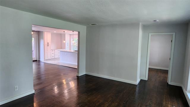 Building Photo - 2812 San Medina Ave