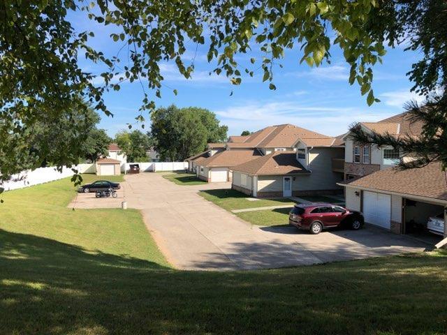 Building Photo - 200 Cardinal Dr