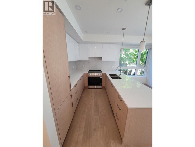 Photo du bâtiment - 150 James Rd