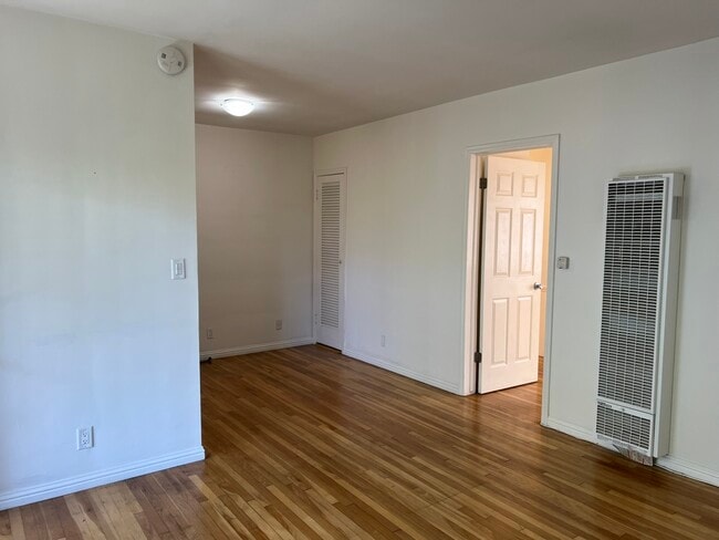 Building Photo - 3721 Motor Ave