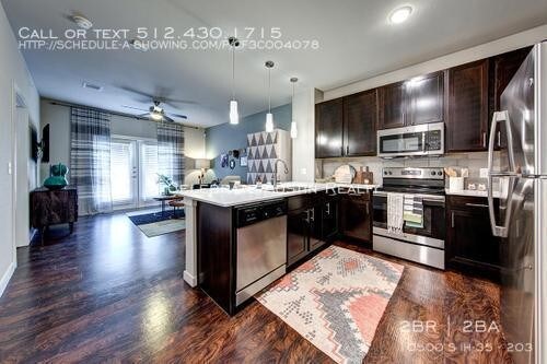 Building Photo - Crafted with Elegance - 1 Month FREE Rent