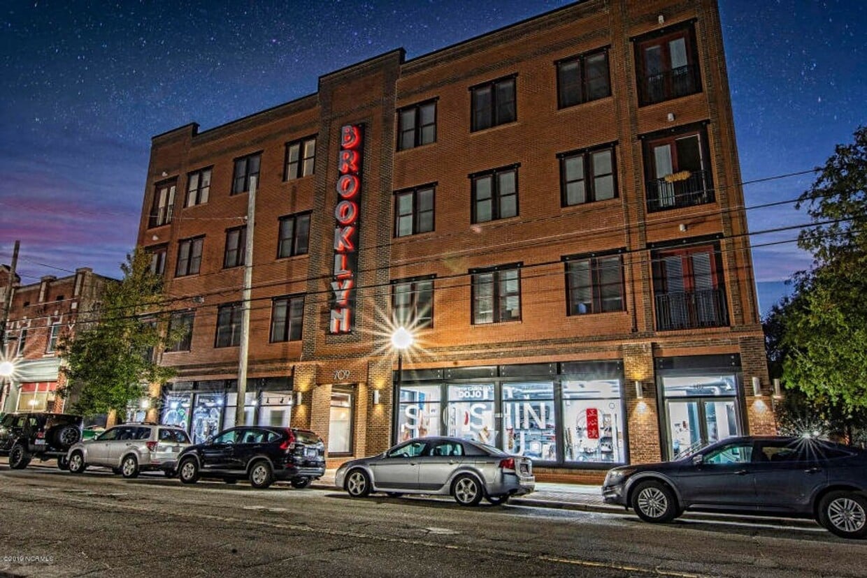 Primary Photo - Brooklyn Arts Community Two Bedroom Condo