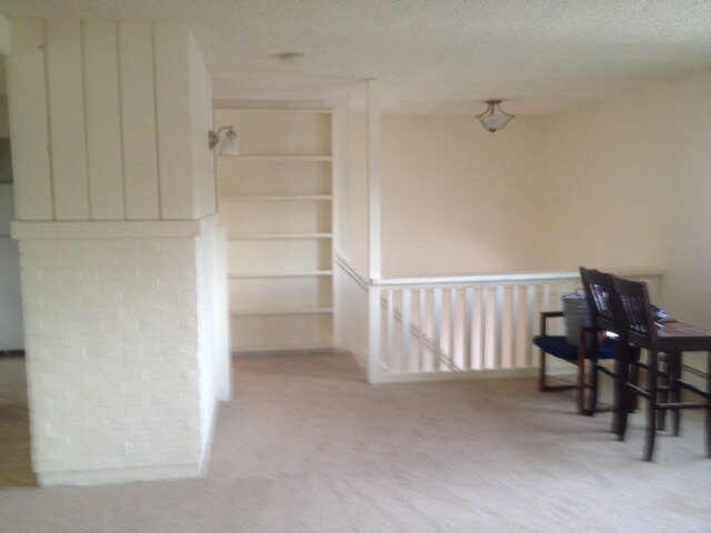 Foto principal - 3842 W 82nd Ave