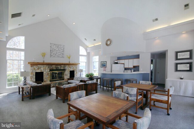 Foto del edificio - 455 Fortress Way