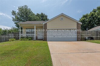 Building Photo - 3085 W Woodridge Dr