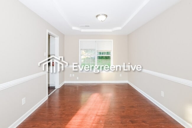 Building Photo - 4930 Blue Wing St